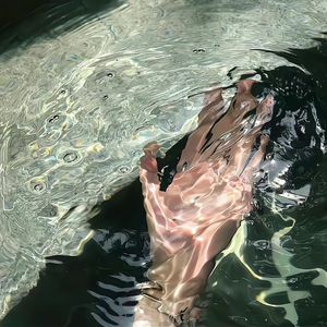 撩起老师旗袍挺进去玉足漫画
